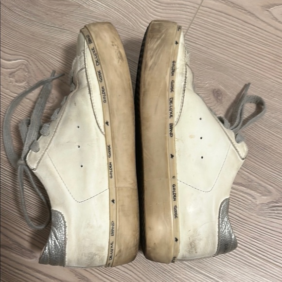 Golden Goose Cream and Silver Men's Sneakers - Picture 1 of 5